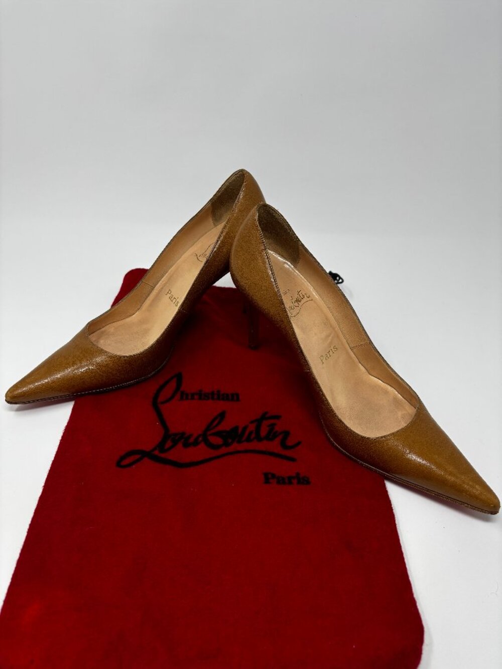 Christian Louboutin Pointed-Toe Leather Pumps, 37 - Picture 11 of 11